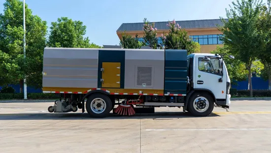 Dongfeng 5cbm Sweeper Disk Sanitation Street Cleaning Vehicle